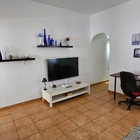 Keka'S Guesthouse - City Centre ซานตาครูซ เด เตเนริเฟ ภายนอก รูปภาพ