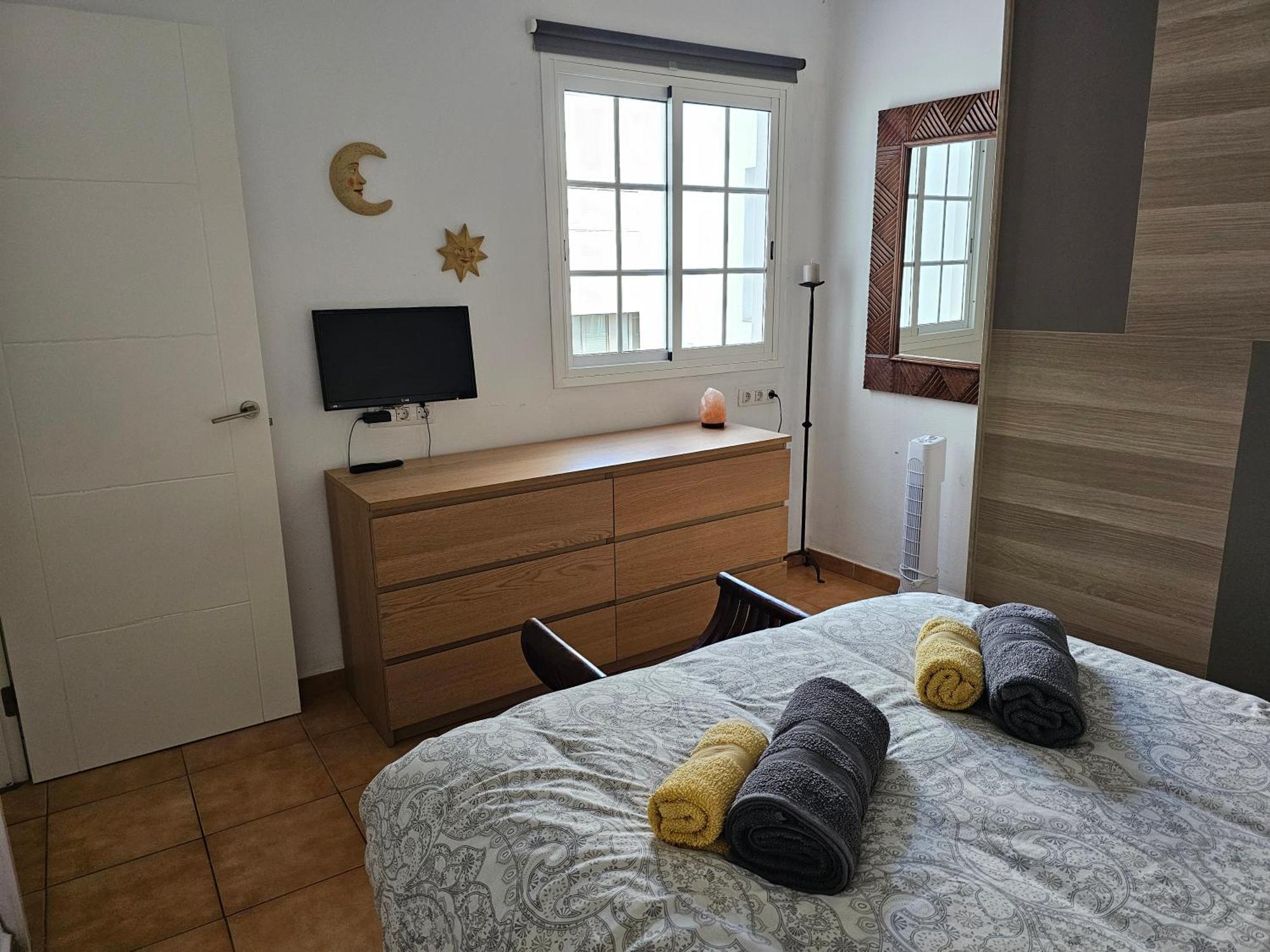 Keka'S Guesthouse - City Centre ซานตาครูซ เด เตเนริเฟ ภายนอก รูปภาพ