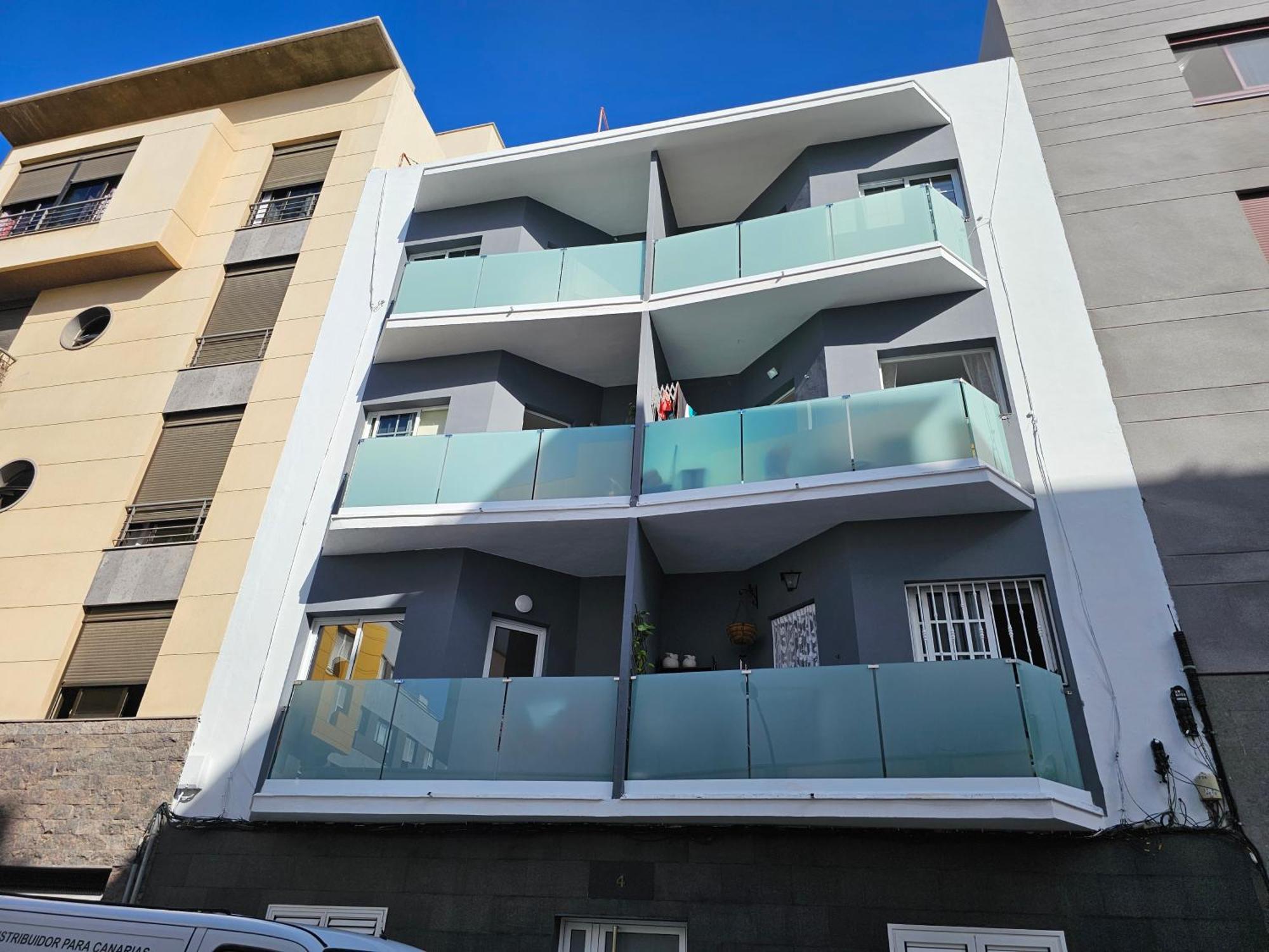 Keka'S Guesthouse - City Centre ซานตาครูซ เด เตเนริเฟ ภายนอก รูปภาพ